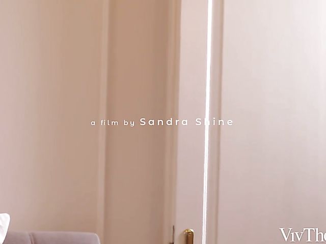 Lesbian shower passion with Amirah Adara and Lee Anne