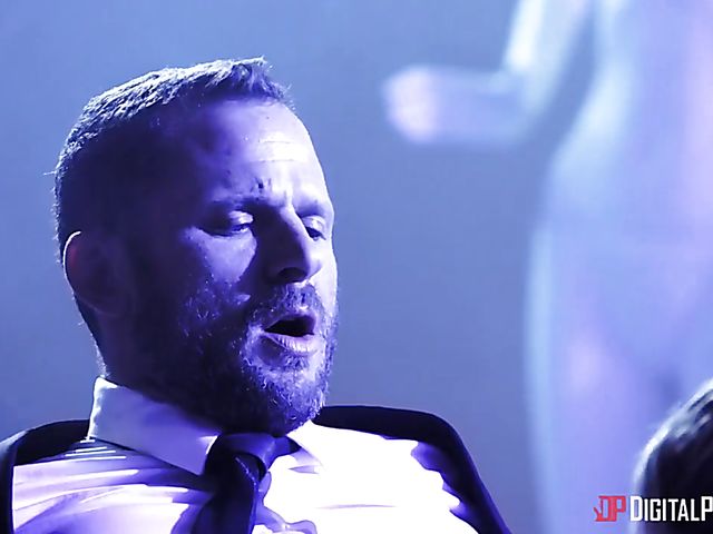 Hot anal with gorgeous assassin Jessa Rhodes