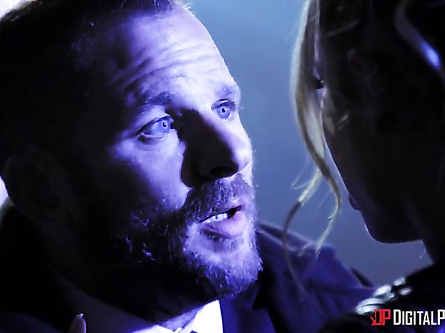 Hot anal with gorgeous assassin Jessa Rhodes