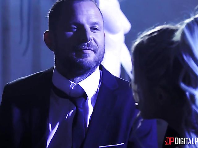 Hot anal with gorgeous assassin Jessa Rhodes