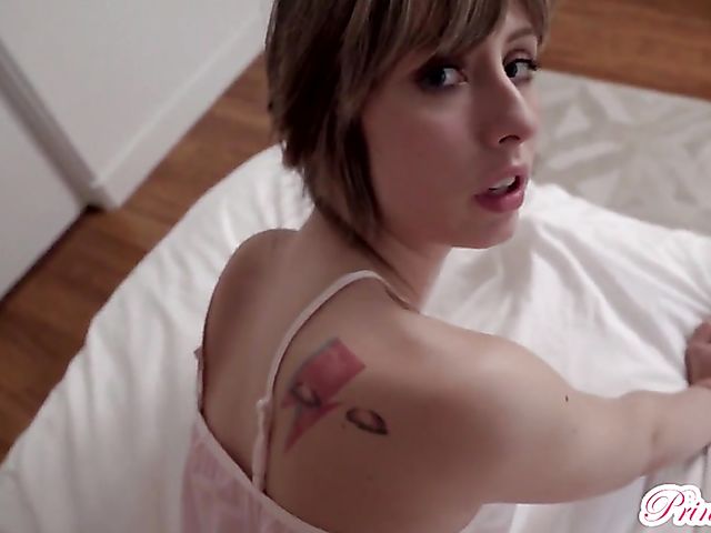 Daphne Dare wants her step uncle to put his dick in her small pussy