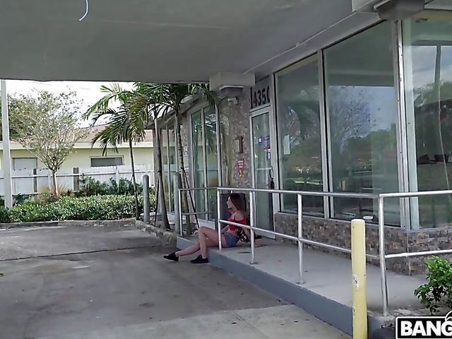 Slut Lexxi Steele with perfect boobs gets picked up and fucked in the streets of Miami