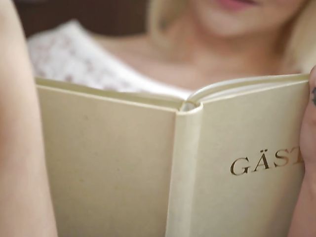 Marilyn Sugar - Sweet blonde hair teen fucked silly