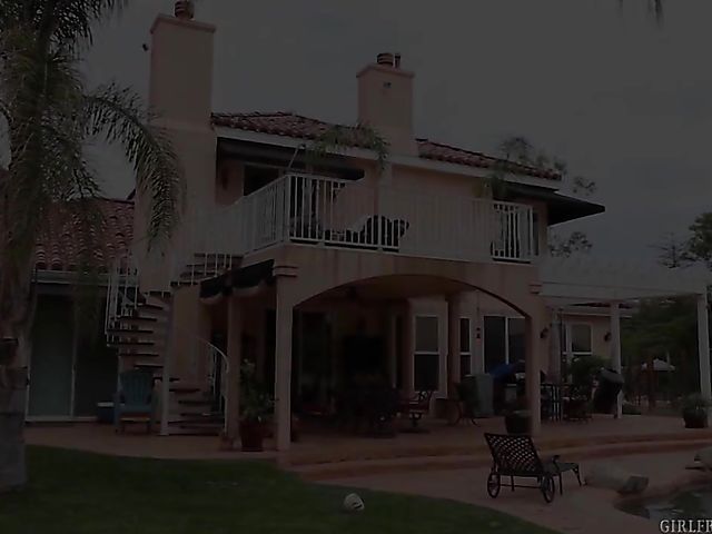 Lesbian young girls Elsa Jean and Brooke Haze do it all in bed