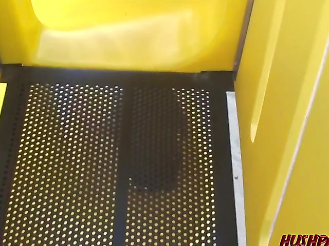 Amateur slut Rachael blows and gets rammed on video