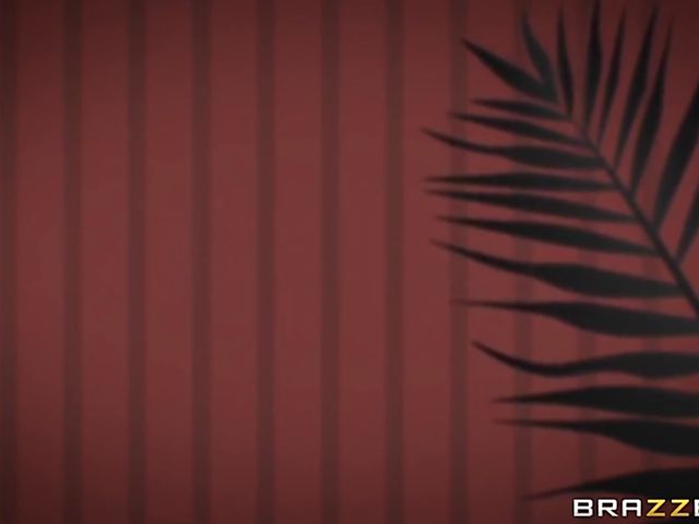 Alexis Tae and Jordi have an interracial FFM 3some in the restaurant with busty black MILF waitress Mystique