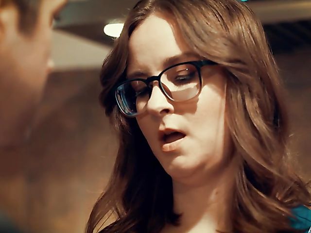 Natural breasty Jay Taylor and Angela White lesbian lovemaking