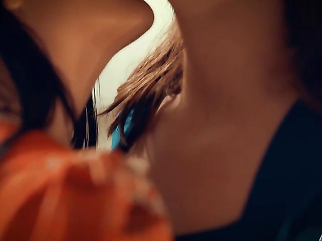 Natural breasty Jay Taylor and Angela White lesbian lovemaking