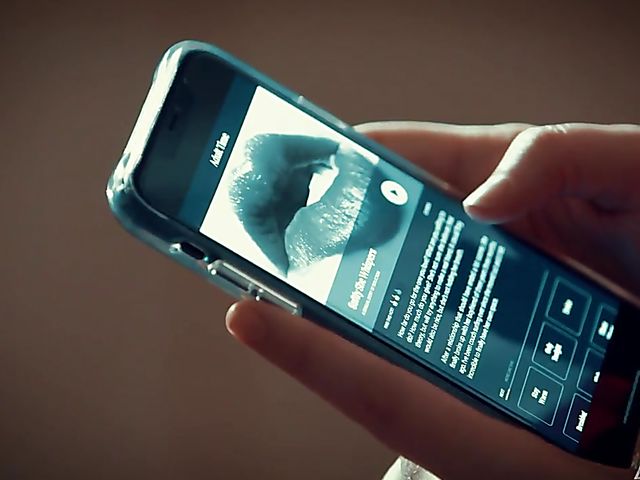 Natural breasty Jay Taylor and Angela White lesbian lovemaking