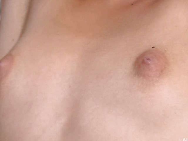 Behind the scenes of Emily Willis' nude photoshoot for ALS Scan