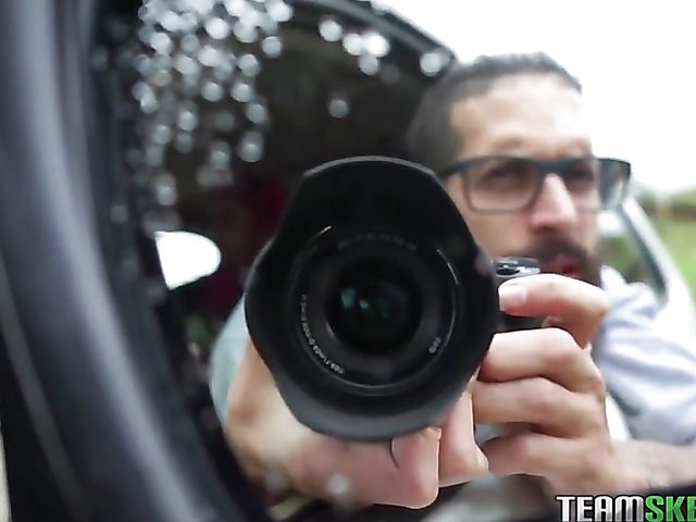 Latina with long pink dreadlocks gets her pierced pussy pounded