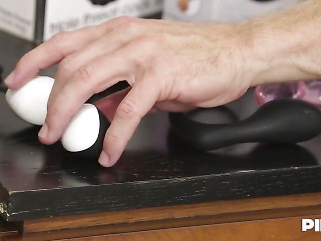 Sex toys tutorial from sensual blonde Kayla Kayden and her boyfriend