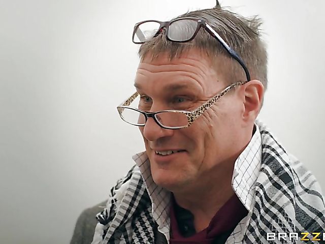 Lana Harding & Danny D - Teen big cock fuck in the kitchen