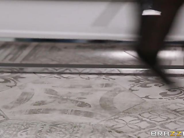 Skinny stockings brunette Kylie Lebeau needs Keiran Lee's help