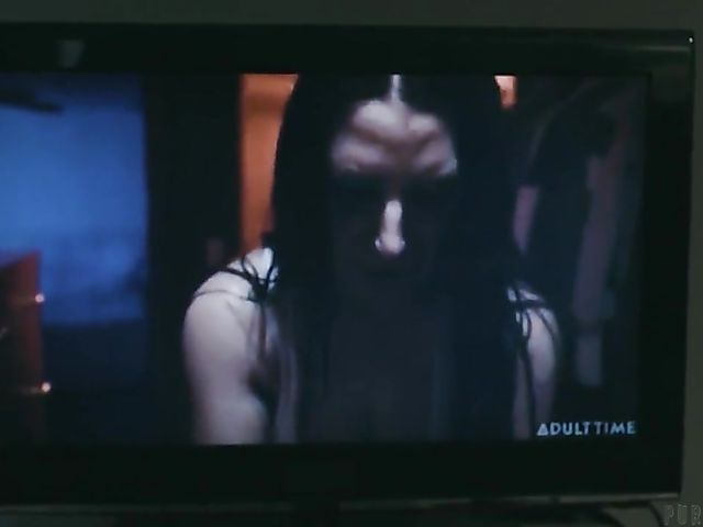 2 girls 1 guy threesome with obedient Natalie Knight and dirty Jane Wilde