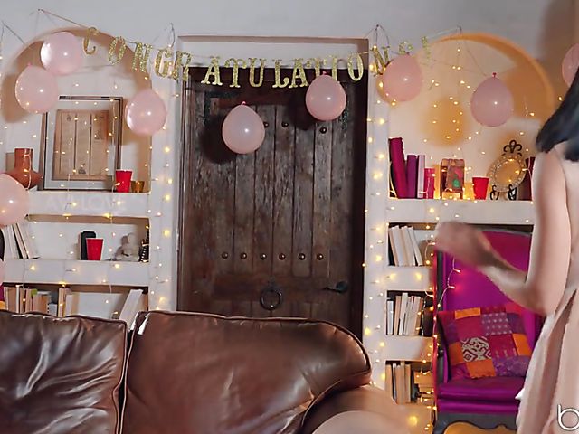 Elegant anal with cute Prom Queen Avi Love