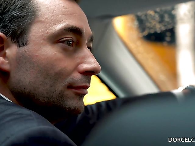 Hot date with skinny small tits heartbreaker Tiffany Tatum