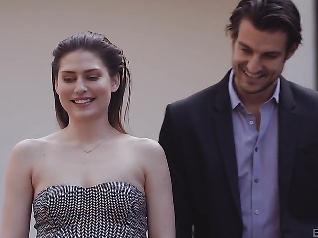 Wife swapping party with Jay Smooth and natural beauty Kenzie Madison having a great time 1 on 1