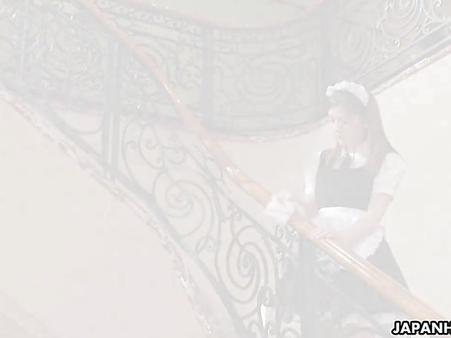 Sperm hungry maid Anna Kimijima gives a good Japanese blowjob to a sleeping guy