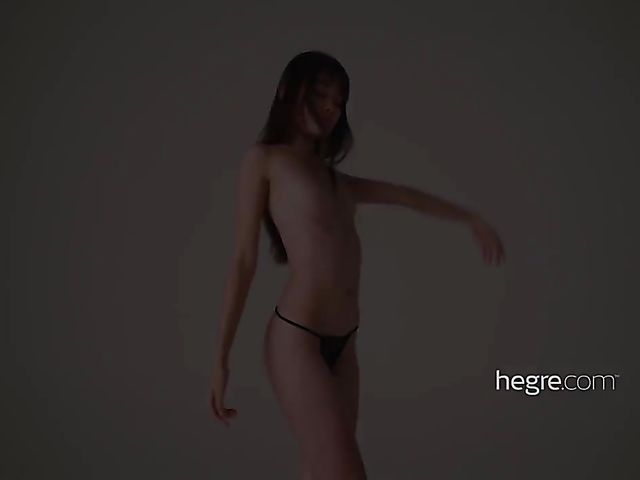 Erotic nude dance of skinny thai model Sowan