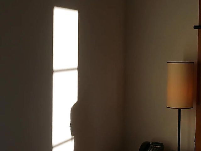 Morning shower masturbation with Anna Di