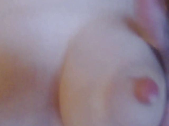 Big tits amateur Virtik Baby needs a needle to start playing with her lactating breasts