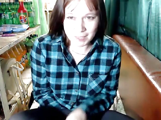Russian masturbation addict Misslyolika doing it on webcam