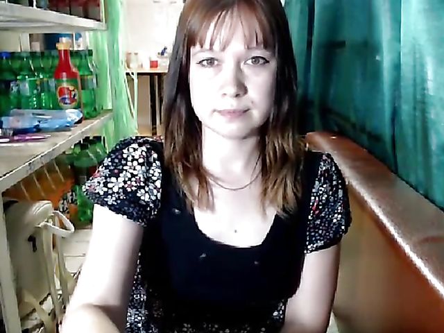Russian masturbation addict Misslyolika doing it on webcam