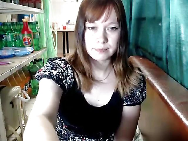 Russian masturbation addict Misslyolika doing it on webcam