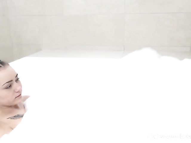 Lady Zee & Sandra Zee - Twin sisters lesbian 3some in the bath with busty Sofia Lee