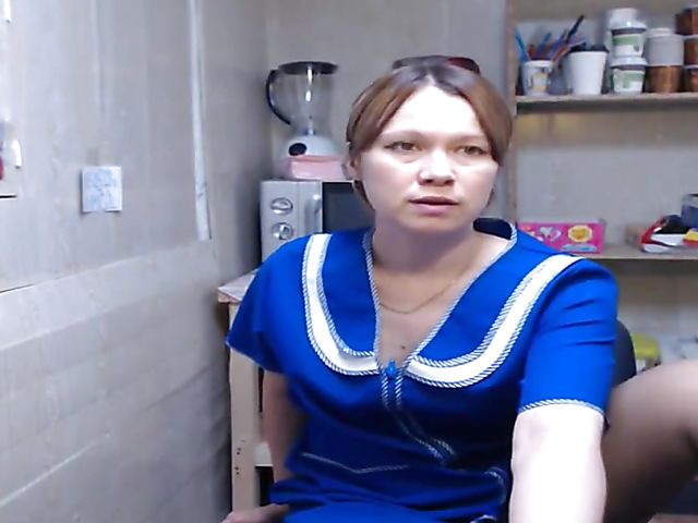 Webcam show of Russian naughty amateur Misslyolika