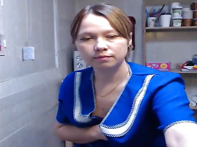 Webcam show of Russian naughty amateur Misslyolika