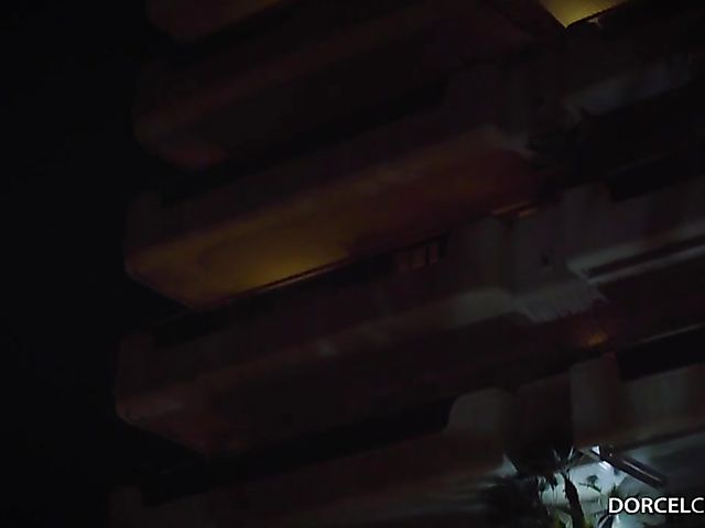 Clea Gaultier gets home from work to have anal sex