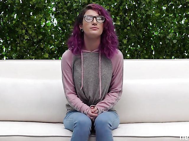 Threesome casting with purple-haired girl Scarlett