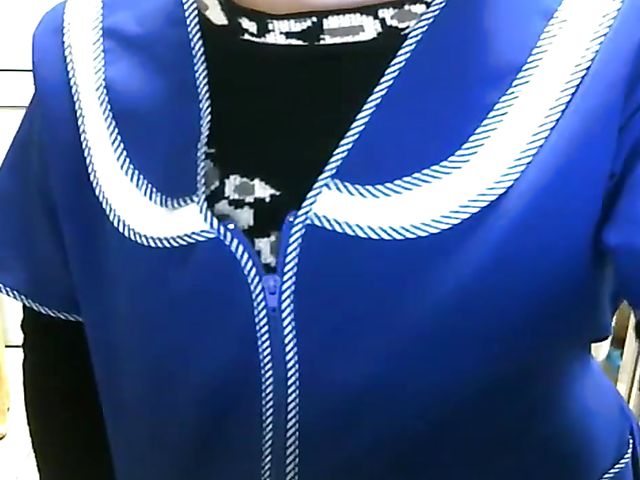 Solo webcam with real amateur girl from Russia Misslyolika