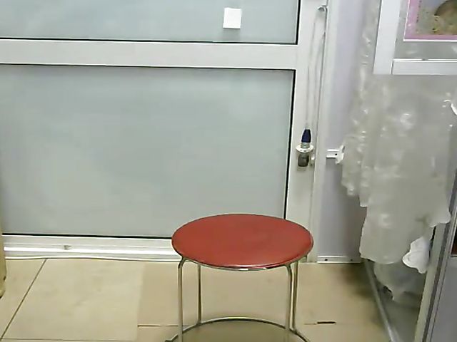 Solo webcam with real amateur girl from Russia Misslyolika