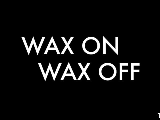 Skinny Sarah Kay brazilian waxing and masturbating