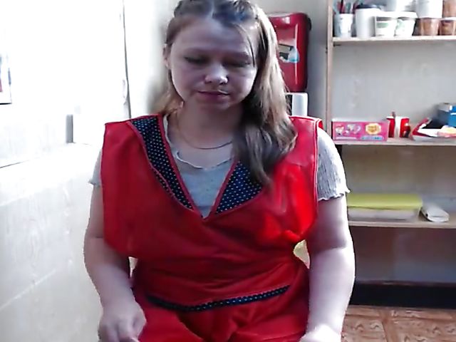 Webcam orgasm in the backroom with Misslyolika