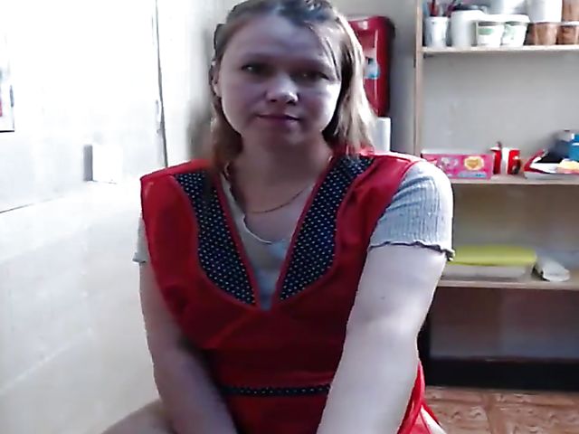 Webcam orgasm in the backroom with Misslyolika