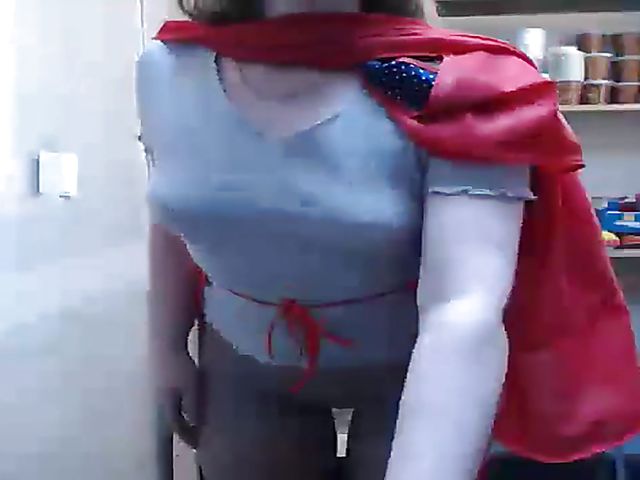 Webcam orgasm in the backroom with Misslyolika