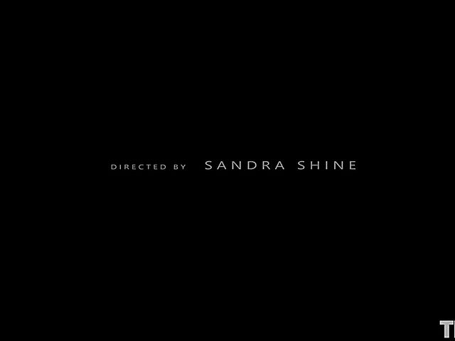 Liv Revamped - Pussy insertion and masturbation with mechanic tools