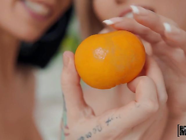 Kiara Cole & Leda Bear - Mofos POV 3some with two nasty girls