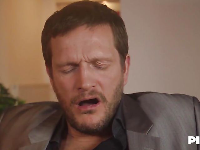 Italian anal in the office with Martina Gold