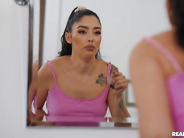 Brunette threesome with young sluts Aria Lee and Vanessa Sky seducing Small Hands in the shower