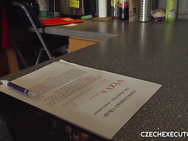 Quarantine fuck with Czech blonde Karol Lilien