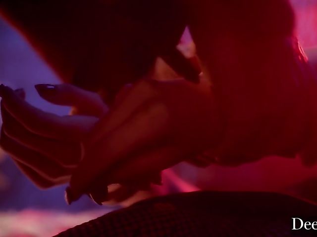 Kinky anal in handcuffs with pantyhosed cutie Kyler Queen and Manuel Ferrara 