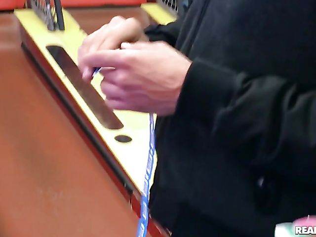 Blonde FFM three-way with Carmen Caliente and Kendra Sunderland