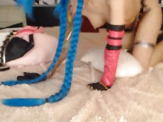 Blue hair webcam girl loves her black dildo and pink vibrator