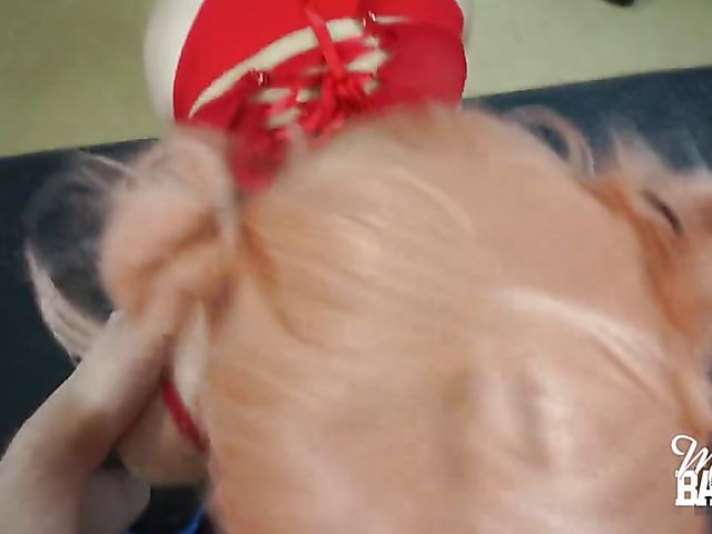 Amateur redhead blowjob and quick doggystyle before facial