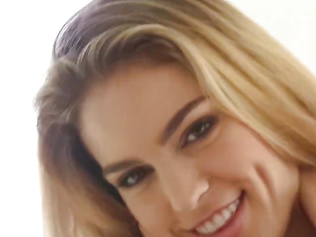 Hot babe Ryan Ryans takes off her tight panties and fingers her sexy pussy